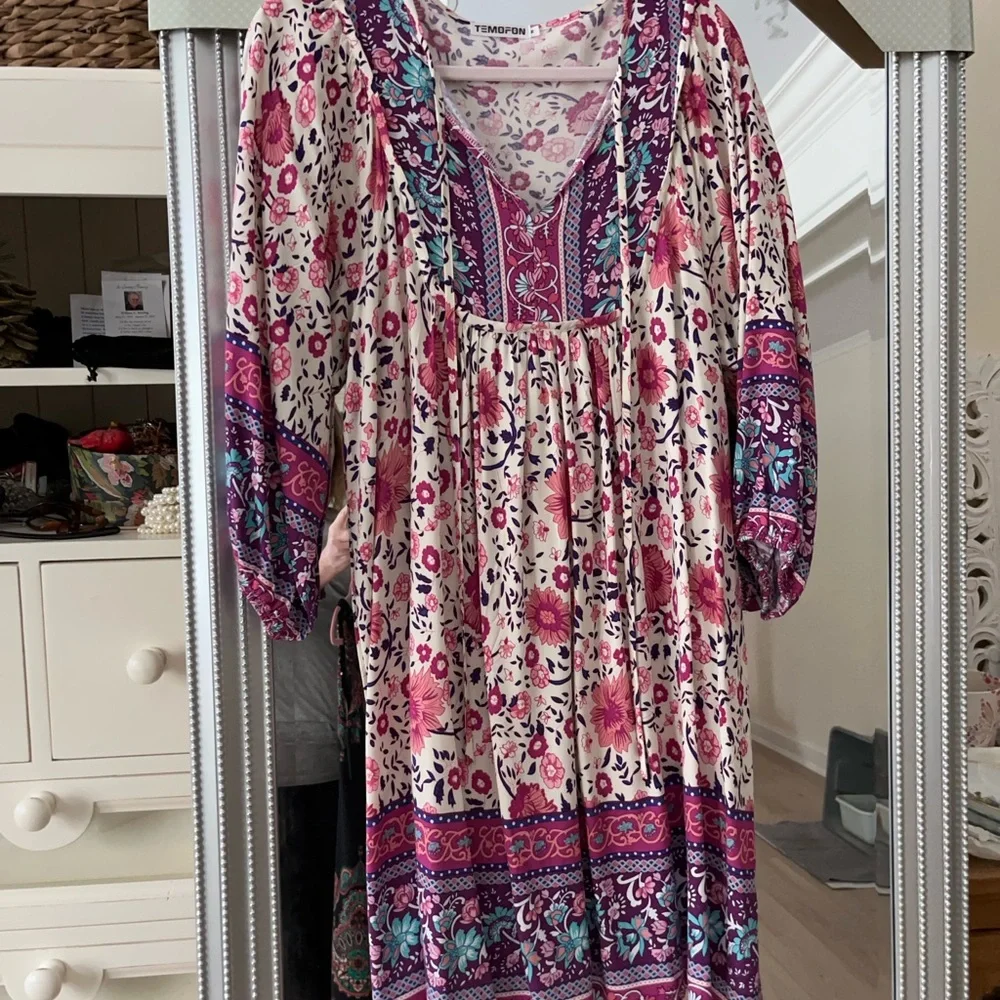Floral Bohemian Dress - Picture 4 of 11